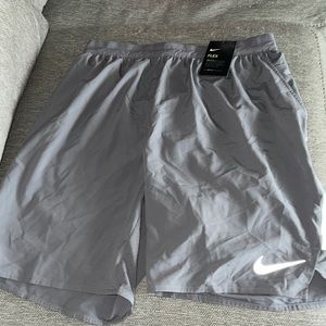 New with tags, never worn